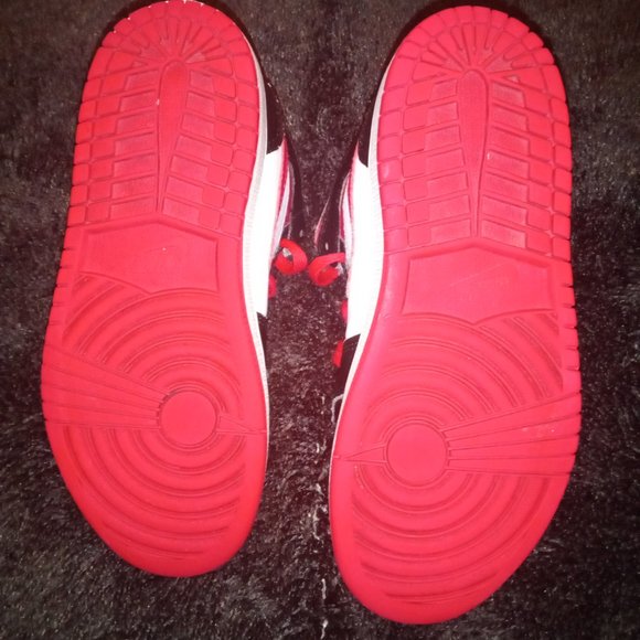 JORDAN 1 MID Black Red & White Size Children 1 - Picture 6 of 6